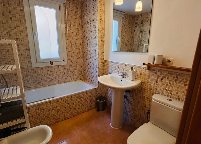 Sabica Con Parking Y Wifi * 塞拉内华达